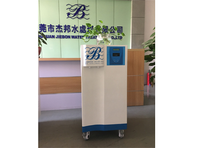 實驗室去離子水機(jī)